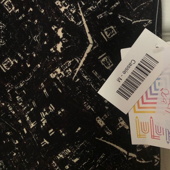 NWT Pencil skirt - Picture 2 of 2